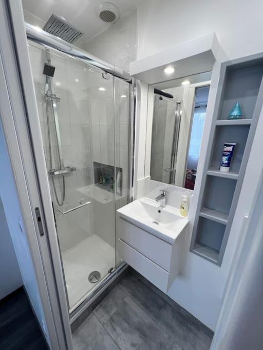 Ferienwohnung Appart De Luxe Tout Confort Jusqu A 4 Personnes Triel-sur-Seine Exterior foto