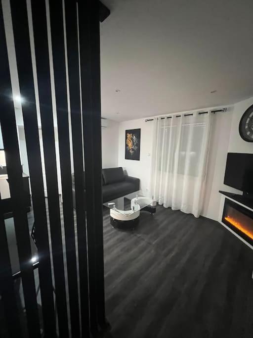 Ferienwohnung Appart De Luxe Tout Confort Jusqu A 4 Personnes Triel-sur-Seine Exterior foto